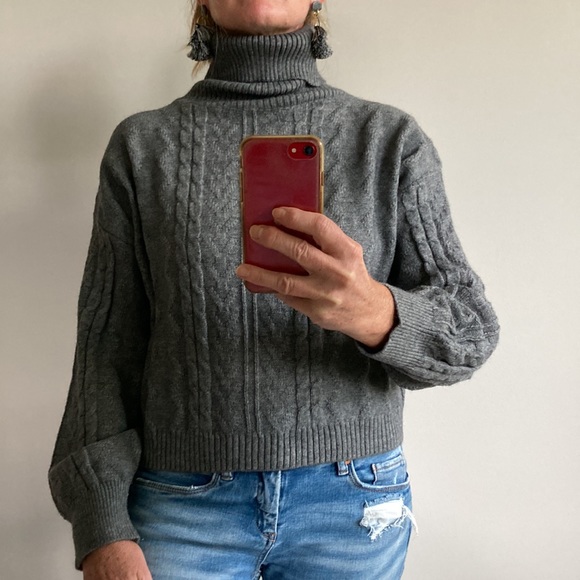 Grey Cable Knit Cropped Turtleneck Sweater - Picture 8 of 9